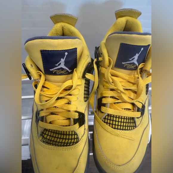 Air Jordan 4 Retro Lightening sneakers, sz 6.5Y, EUC but gently worn! - Picture 8 of 13
